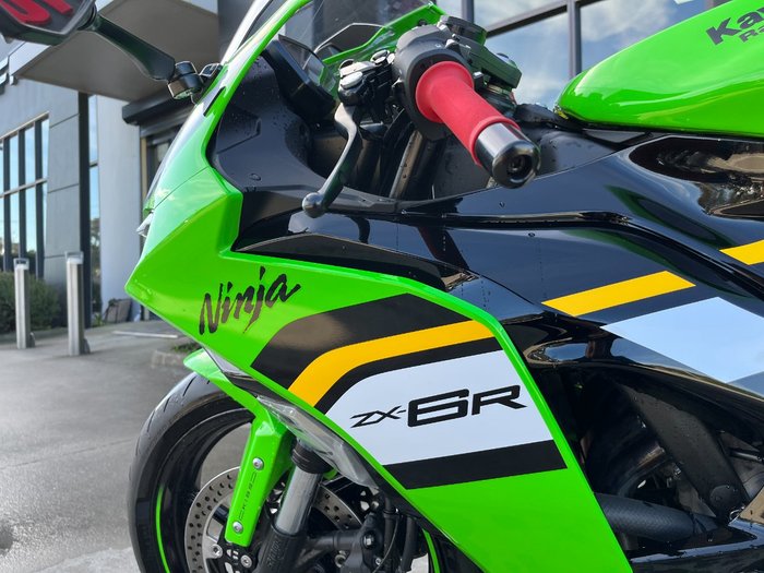 2025 Kawasaki NINJA ZX-6R (636) KRT EDITION Green