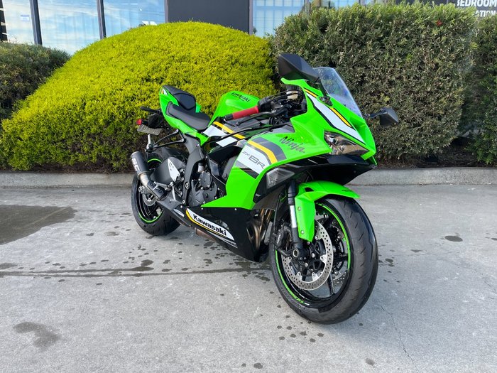 2025 Kawasaki NINJA ZX-6R (636) KRT EDITION Green