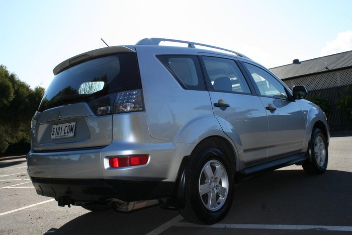 2010 Mitsubishi Outlander LS ZH MY11 4X4 On Demand Cool Silver