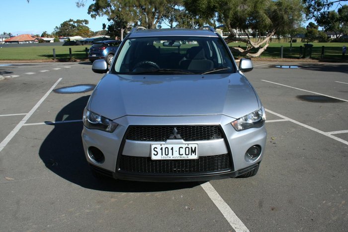 2010 Mitsubishi Outlander LS ZH MY11 4X4 On Demand Cool Silver