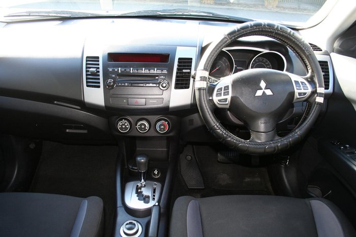 2010 Mitsubishi Outlander LS ZH MY11 4X4 On Demand Cool Silver
