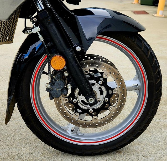 2010 Suzuki V-Strom 650 (DL650) V-Strom Grey