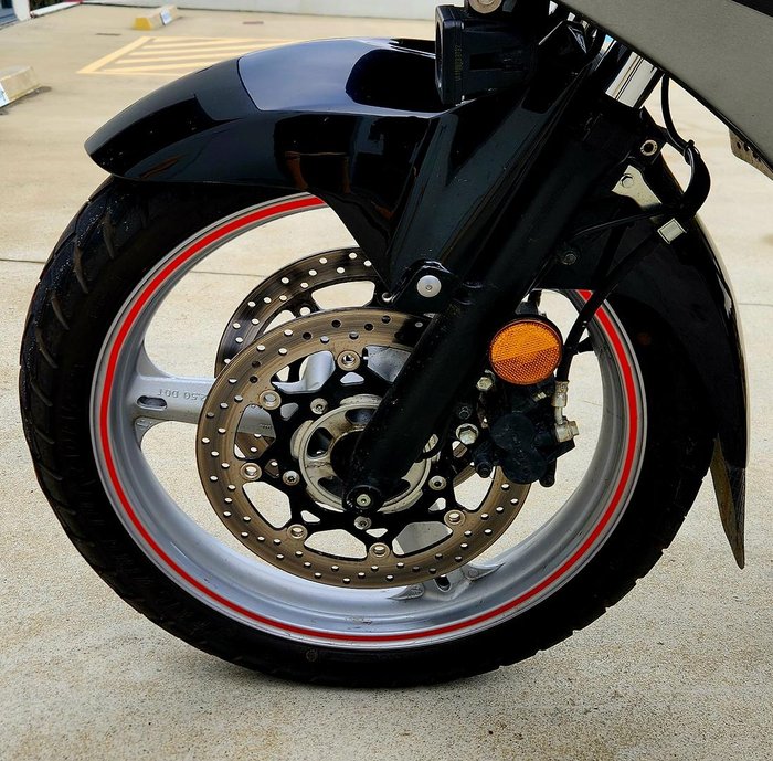 2010 Suzuki V-Strom 650 (DL650) V-Strom Grey