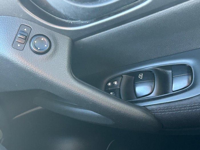 2016 Nissan QASHQAI ST