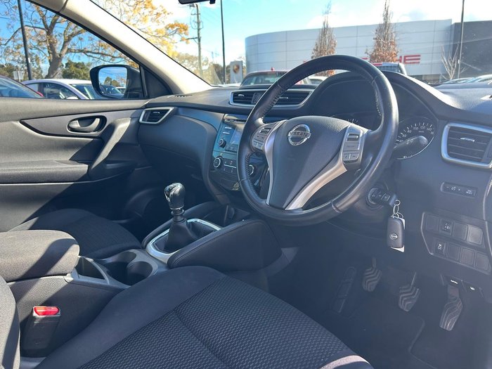 2016 Nissan QASHQAI ST