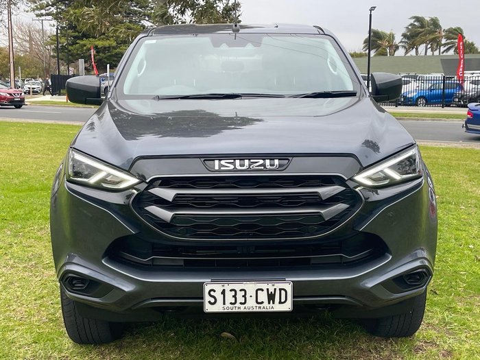 2022 Isuzu MU-X LS-M