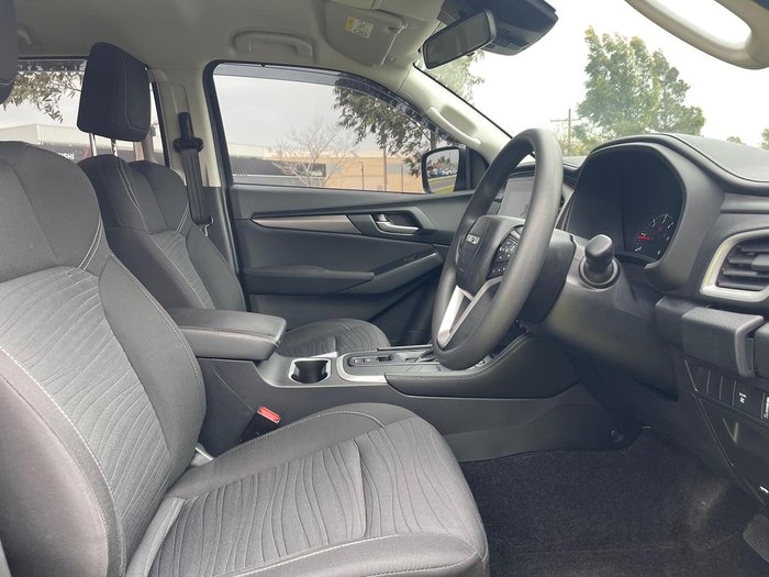 2022 Isuzu MU-X LS-M
