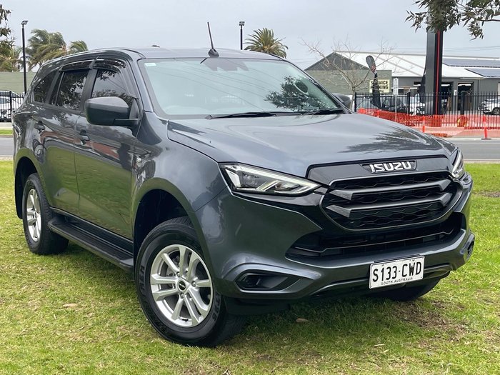 2022 Isuzu MU-X LS-M