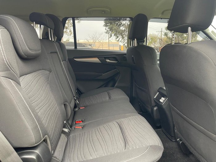 2022 Isuzu MU-X LS-M