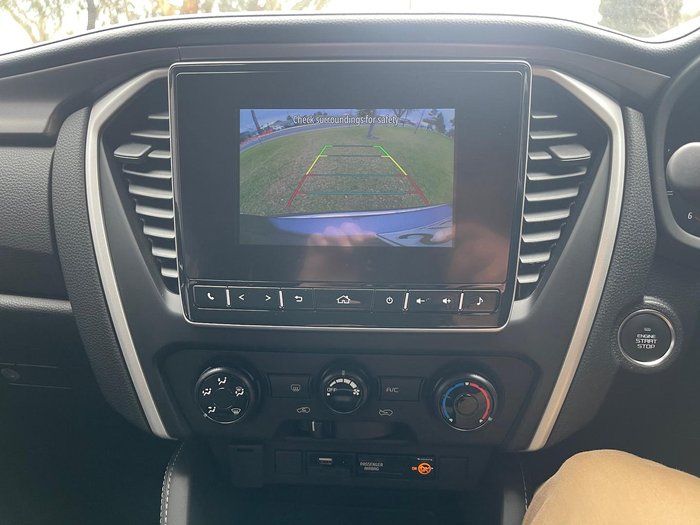 2022 Isuzu MU-X LS-M