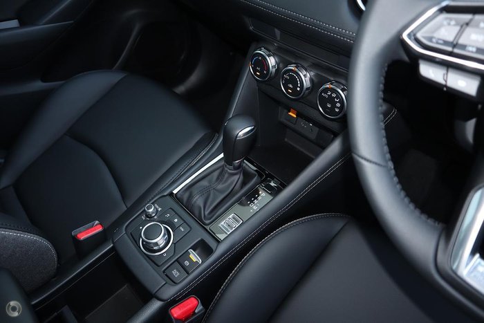 2025 Mazda CX-3 G20 Evolve
