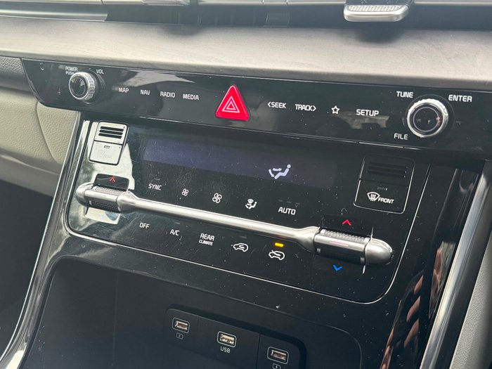 2021 Kia Carnival SLi