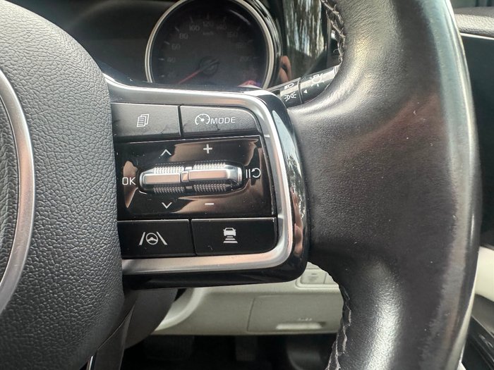 2021 Kia Carnival SLi