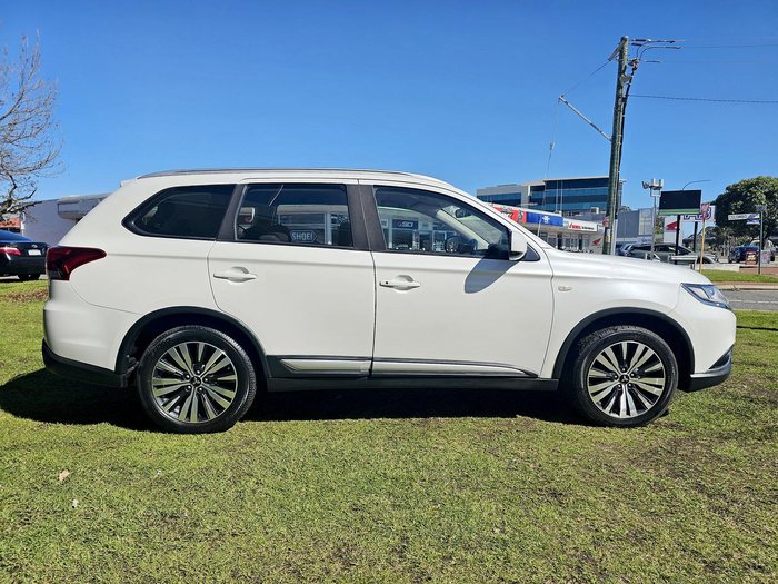 2018 Mitsubishi Outlander ES ZL MY19 White