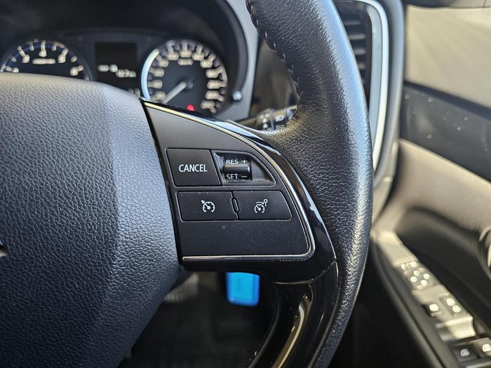 2018 Mitsubishi Outlander ES ZL MY19 White