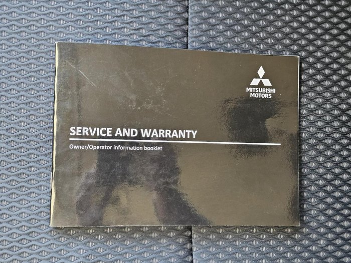 2018 Mitsubishi Outlander ES ZL MY19 White