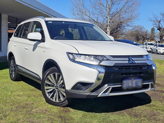2018 Mitsubishi Outlander ES ZL MY19 White
