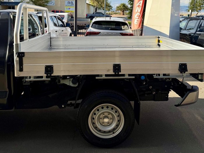 2025 Mitsubishi Triton GLX