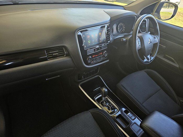 2018 Mitsubishi Outlander ES ZL MY19 Sterling Silver