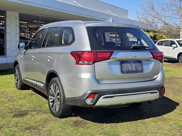 2018 Mitsubishi Outlander ES ZL MY19 Sterling Silver
