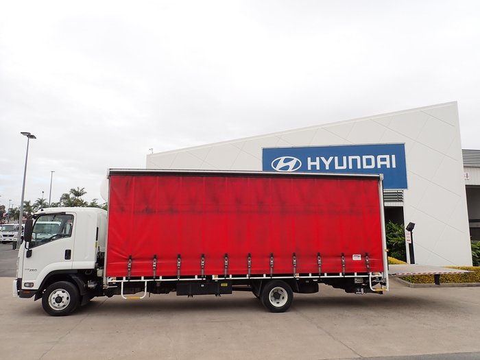 2019 ISUZU FRR 110-260 WHITE