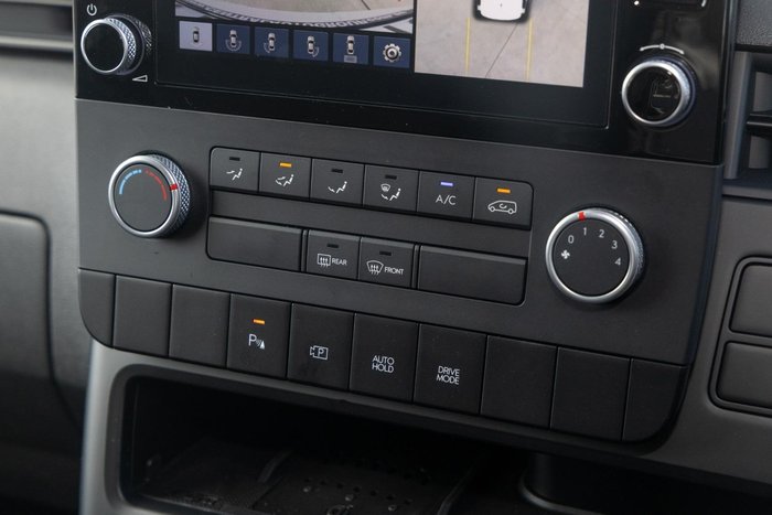 2025 Hyundai STARIA LOAD