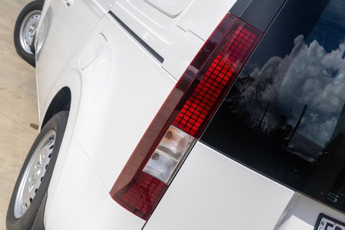 2025 Hyundai STARIA LOAD