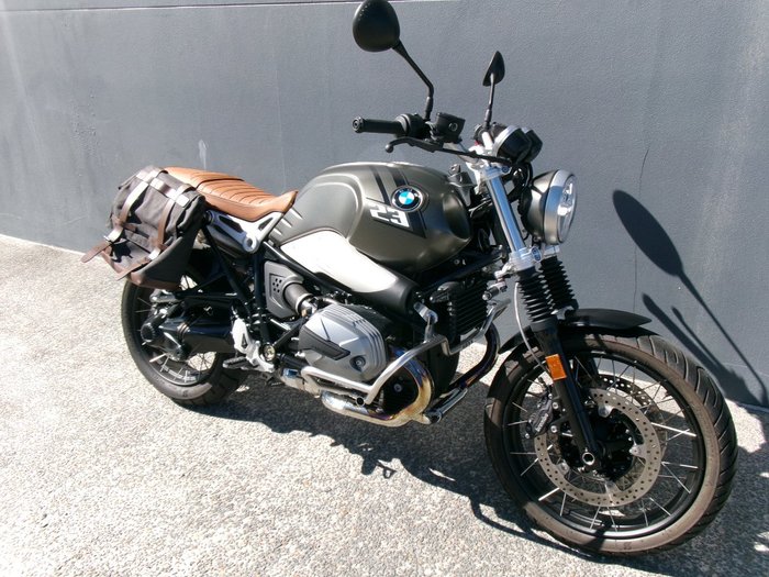 2023 BMW Motorrad R NINE T SCRAMBLER MANHATTEN METALLIC MATTE