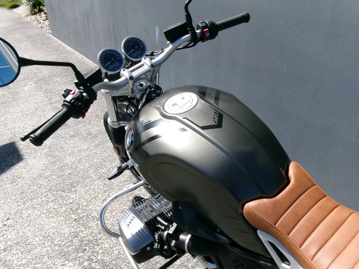 2023 BMW Motorrad R NINE T SCRAMBLER MANHATTEN METALLIC MATTE