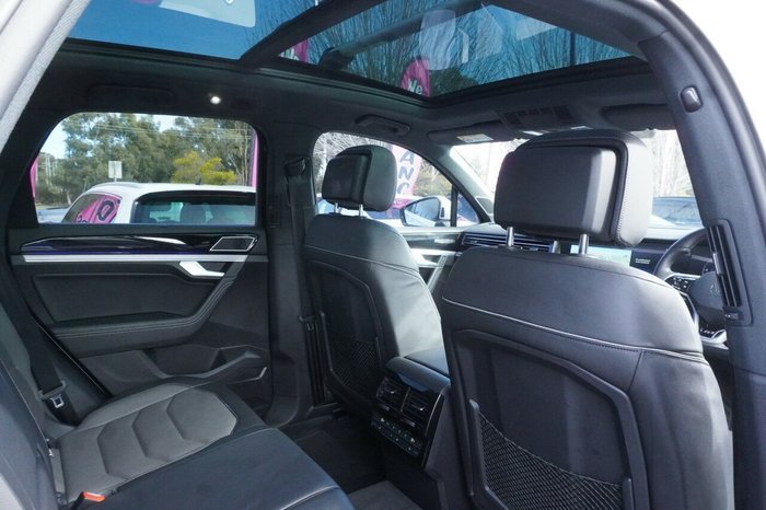 2021 Volkswagen Touareg 210TDI R-Line