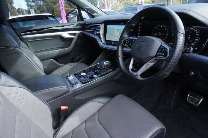 2021 Volkswagen Touareg 210TDI R-Line