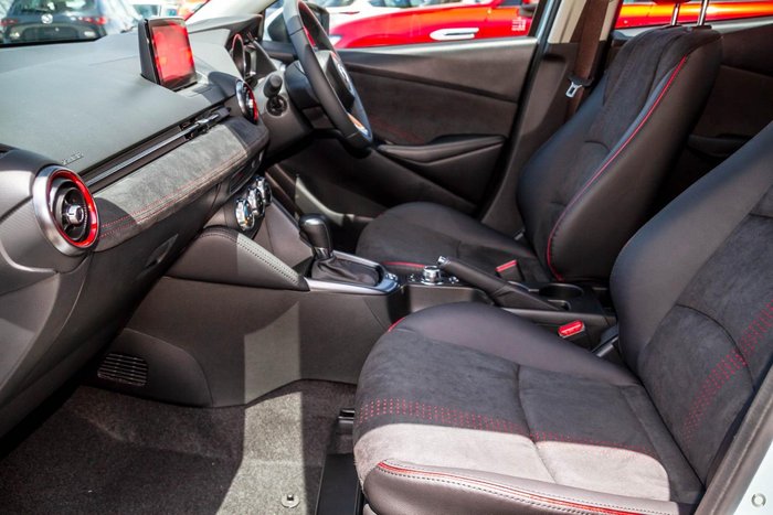 2025 Mazda 2 G15 GT
