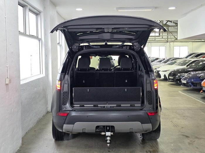2019 Land Rover Discovery SD6 HSE