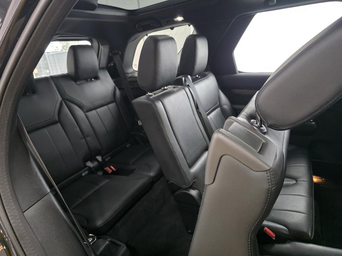 2019 Land Rover Discovery SD6 HSE