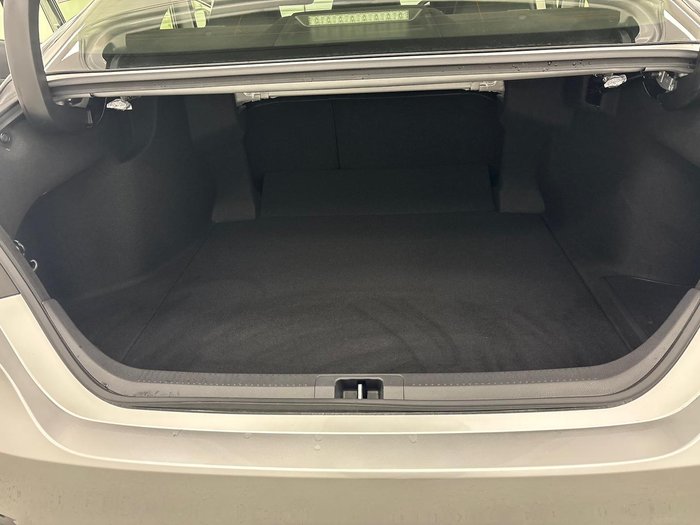 2024 Toyota Camry Ascent AXVH80R Silver Pearl