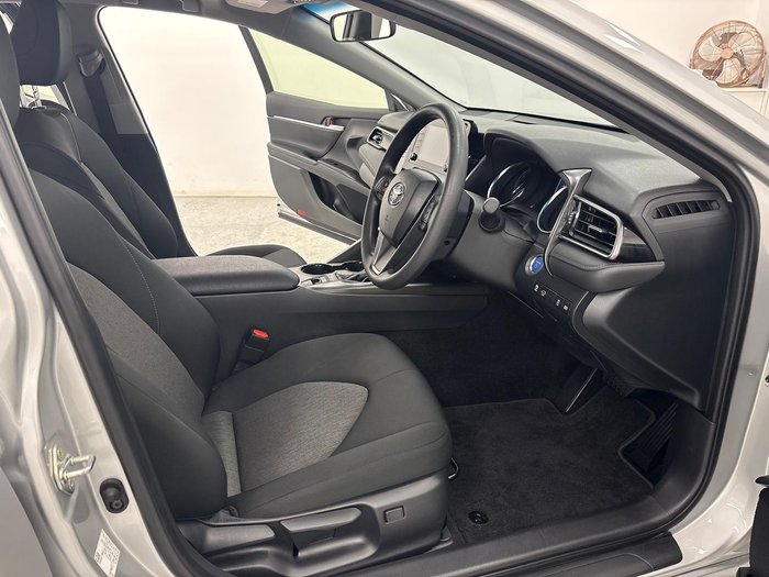 2024 Toyota Camry Ascent AXVH80R Silver Pearl