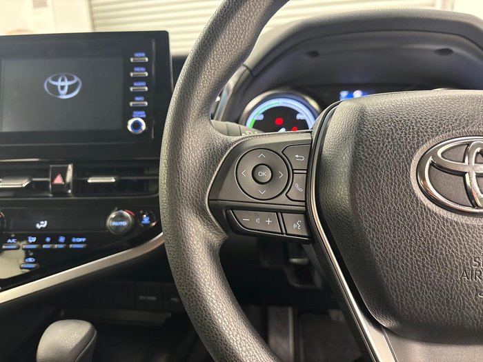 2024 Toyota Camry Ascent AXVH80R Silver Pearl