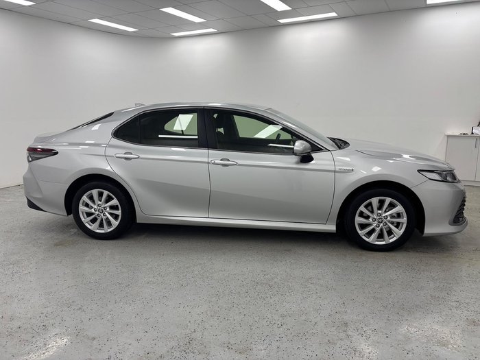 2024 Toyota Camry Ascent AXVH80R Silver Pearl