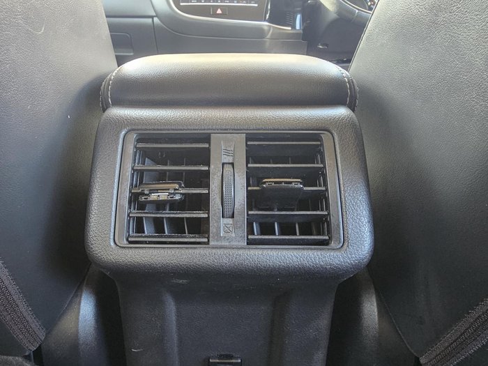 2020 Mitsubishi Outlander LS