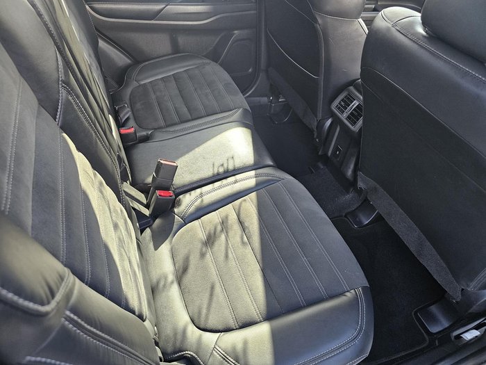2020 Mitsubishi Outlander LS