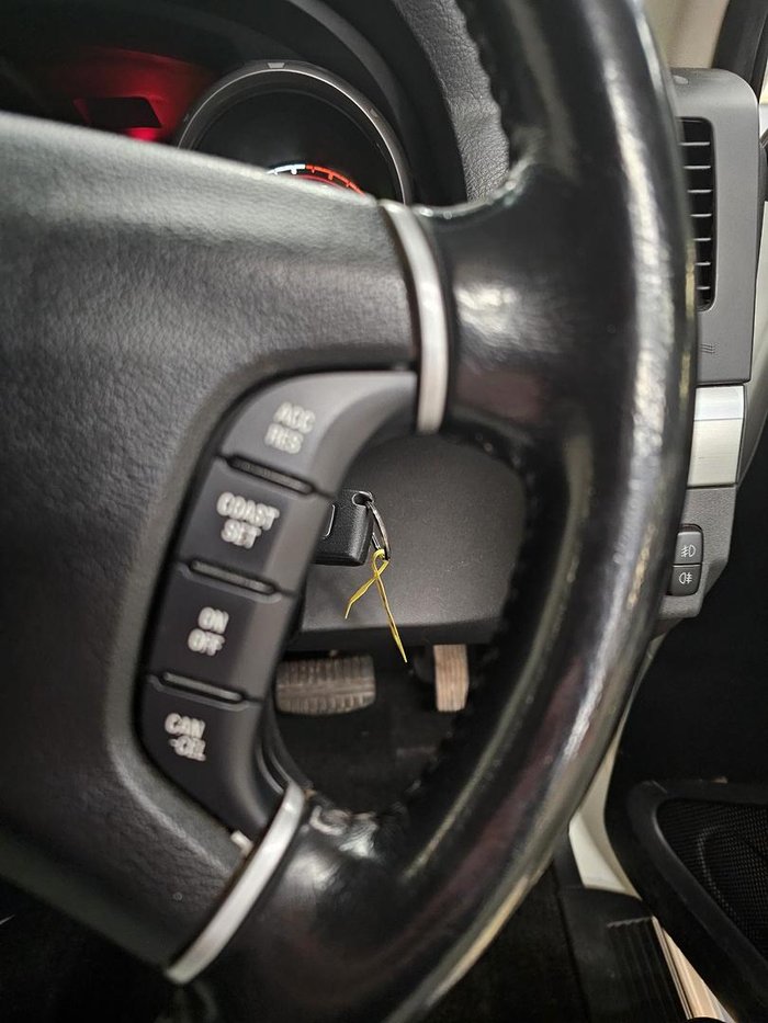 2019 Mitsubishi Pajero GLX