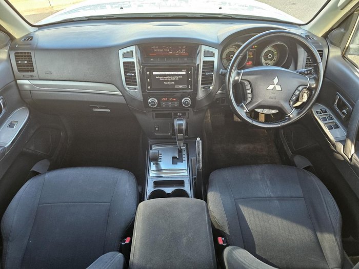 2019 Mitsubishi Pajero GLX