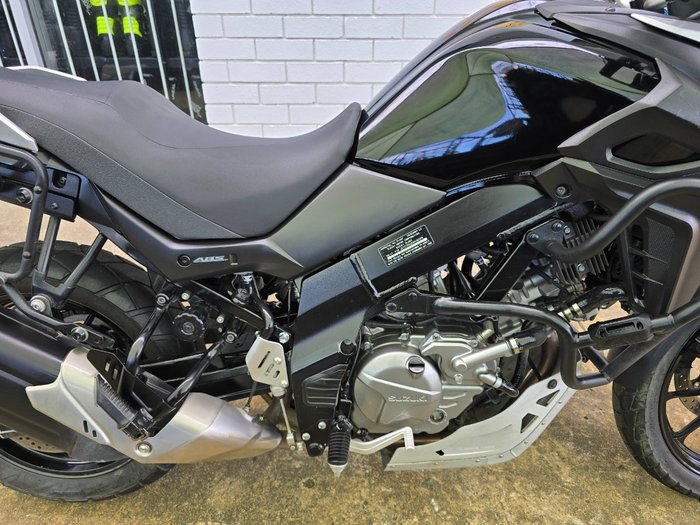 2017 Suzuki V-STROM 650 (DL650A) Black