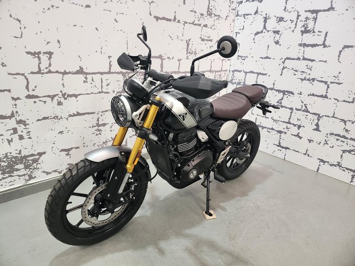 2025 Triumph Scrambler 400 X Scrambler Black