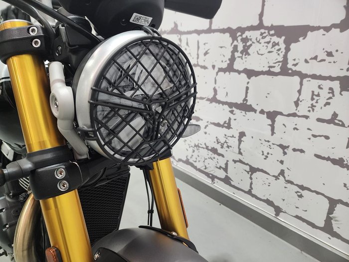 2025 Triumph Scrambler 400 X Scrambler Black