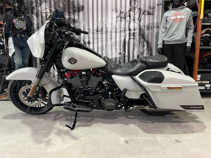 2020 Harley-davidson FLHXSE CVO STREET GLIDE Sand Dune