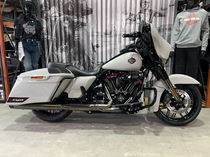 2020 Harley-davidson FLHXSE CVO STREET GLIDE Sand Dune