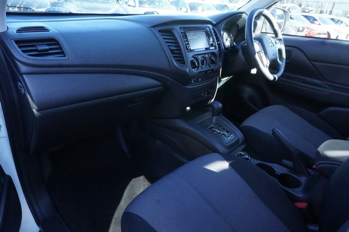 2020 Mitsubishi Triton GLX