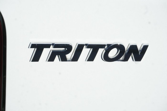 2020 Mitsubishi Triton GLX