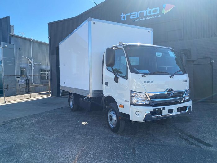 2025 Hino 300 Series 921 White